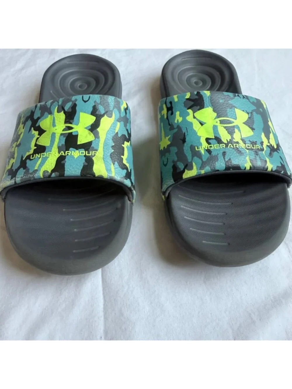 Under Armour Youth Camo Slide Sandals Green Black Blue Slip-On size 4Y